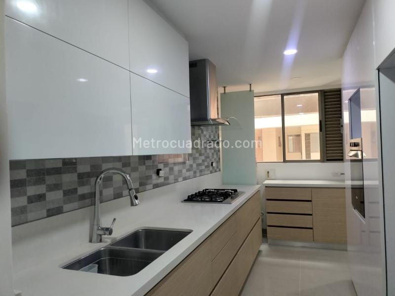 Apartamento en Arriendo, EL POBLADO, Medellín - Ansicht 5