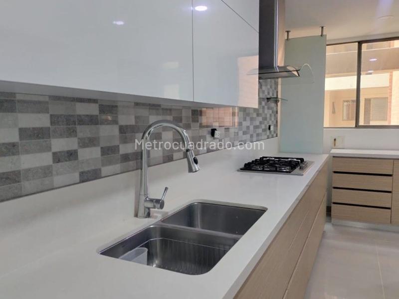 Apartamento en Arriendo, EL POBLADO, Medellín - Ansicht 6