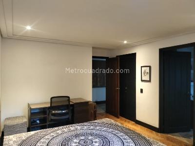 Apartamento de 3 alcobas en venta en El Poblado, Medellín, 215 m² · foto 15 de 19