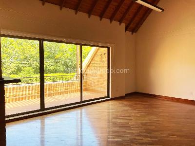 Casa de 4 alcobas en venta en Rionegro, Rionegro, 320 m² · foto 7 de 18