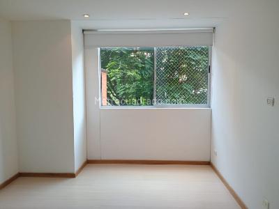 Apartamento de 3 alcobas en venta en La Florida, Medellín, 128 m² · foto 12 de 19