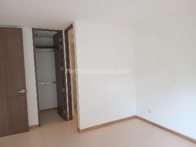 Apartamento de 3 alcobas en venta en La Florida, Medellín, 128 m² · foto 14 de 19