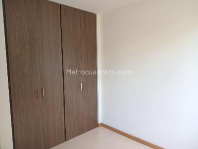 Apartamento de 3 alcobas en venta en La Florida, Medellín, 128 m² · foto 16 de 19