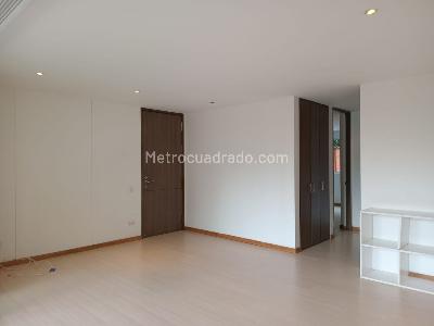 Apartamento de 3 alcobas en venta en La Florida, Medellín, 128 m² · foto 4 de 19