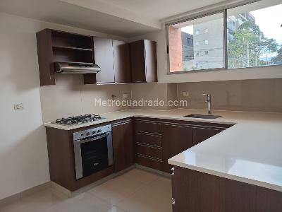 Apartamento de 3 alcobas en venta en La Florida, Medellín, 128 m² · foto 5 de 19