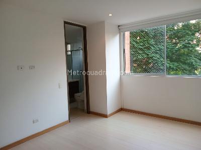 Apartamento de 3 alcobas en venta en La Florida, Medellín, 128 m² · foto 9 de 19