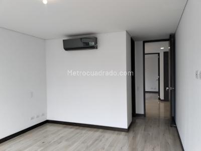 Apartamento de 3 alcobas en arriendo en El Poblado, Medellín, 160 m² · foto 11 de 17