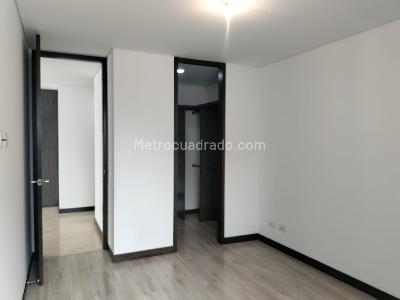 Apartamento de 3 alcobas en arriendo en El Poblado, Medellín, 160 m² · foto 13 de 17