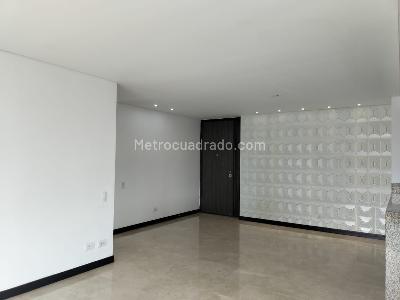 Apartamento de 3 alcobas en arriendo en El Poblado, Medellín, 160 m² · foto 4 de 17