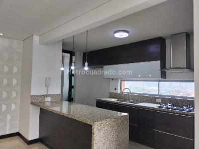 Apartamento de 3 alcobas en arriendo en El Poblado, Medellín, 160 m² · foto 5 de 17