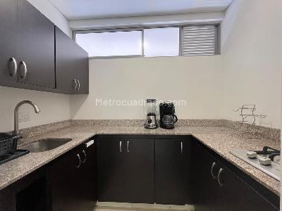 Apartamento de 1 alcoba en arriendo en El Poblado, Medellín, 50 m² · foto 9 de 10
