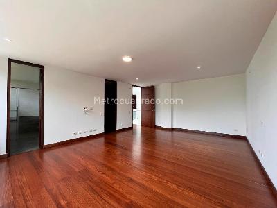 Casa de 3 alcobas en arriendo en El Poblado, Medellín, 340 m² · foto 11 de 20