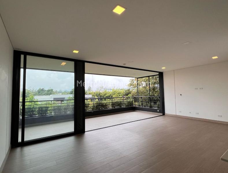 2BR Apartment in llanogrande (125 m²) - 3