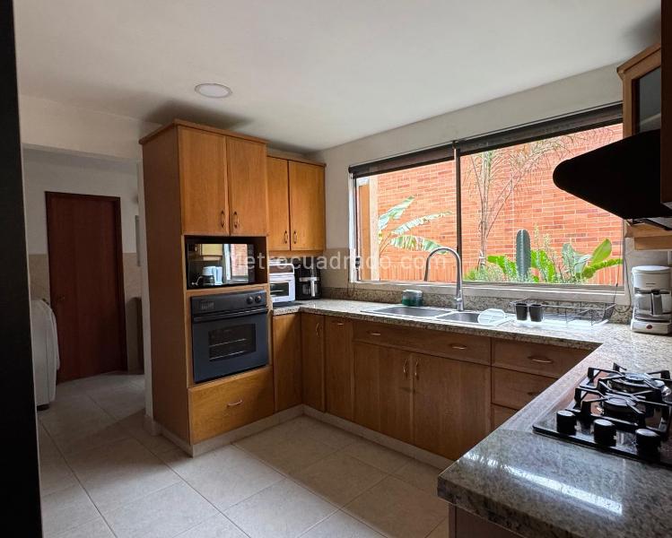 Casa en Venta, EL POBLADO, Medellín - Więcej