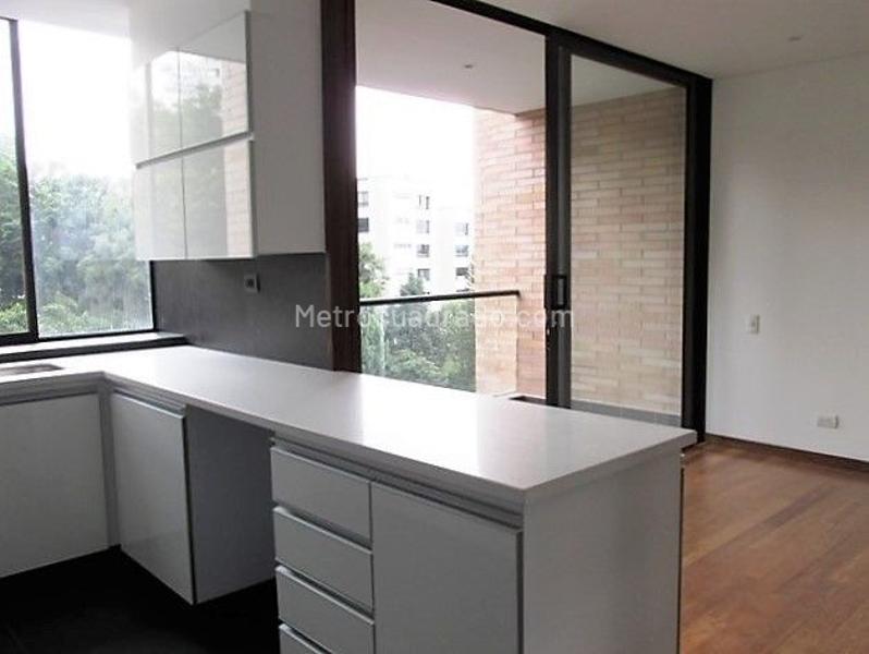 Apartamento en Arriendo, EL POBLADO, Medellín - View 4