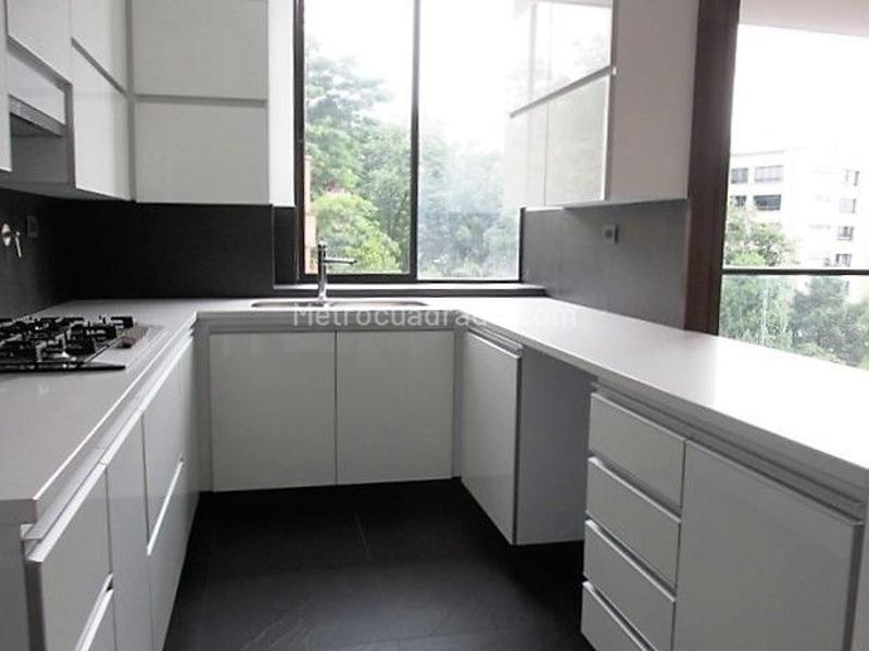 Apartamento en Arriendo, EL POBLADO, Medellín - View 5