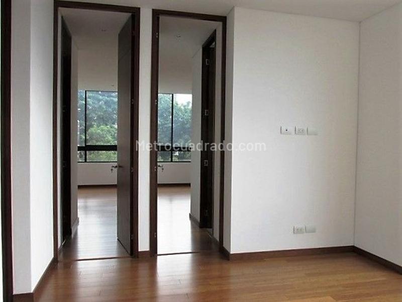 Apartamento en Arriendo, EL POBLADO, Medellín - More