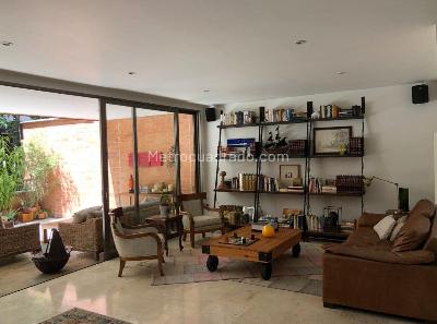 Apartamento de 3 alcobas en venta en Alejandría, Medellín, 218 m² · foto 1 de 6
