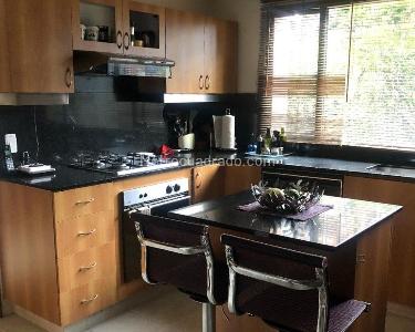 Apartamento de 3 alcobas en venta en Alejandría, Medellín, 218 m² · foto 2 de 6