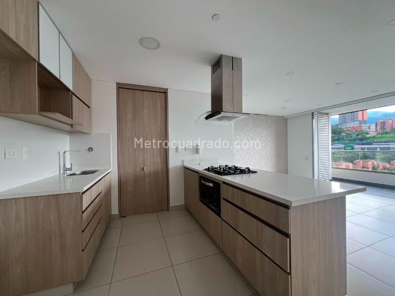 Modern 3BR Apartment in Envigado - 7