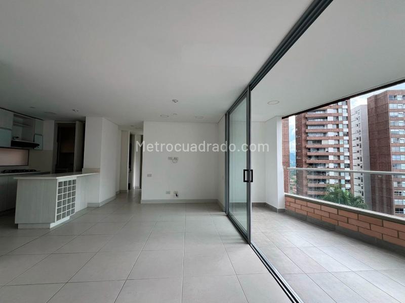 Modern 2BR Apartment with Gym in Envigado - 3