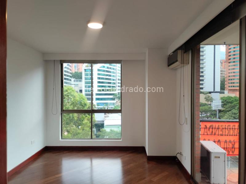 Apartamento de 2 Alcobas con Aire Acondicionado en El Poblado - 8