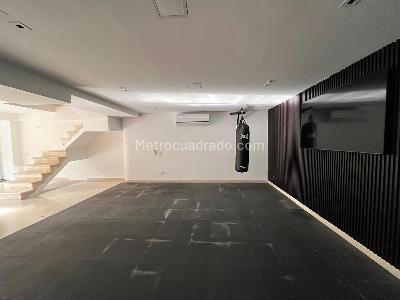 Casa de 4 alcobas en venta en El Poblado, Medellín, 600 m² · foto 11 de 20