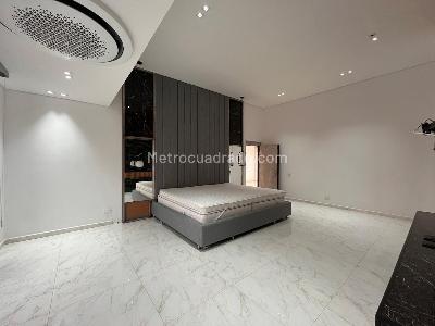 Casa de 4 alcobas en venta en El Poblado, Medellín, 600 m² · foto 13 de 20