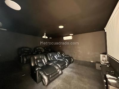 Casa de 4 alcobas en venta en El Poblado, Medellín, 600 m² · foto 9 de 20