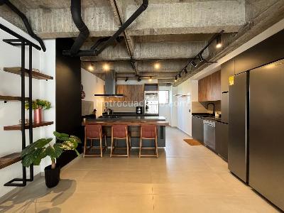 Apartamento de 3 alcobas en venta en El Poblado, Medellín, 195 m² · foto 4 de 17