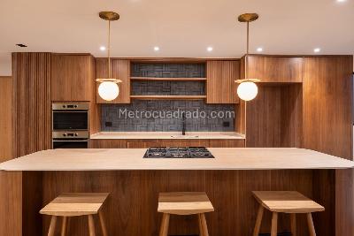 Apartamento de 3 alcobas en venta en El Poblado, Medellín, 220 m² · foto 8 de 20