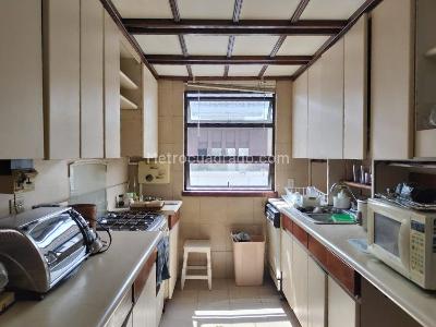 Apartamento de 3 alcobas en venta en El Poblado, Medellín, 220 m² · foto 6 de 18