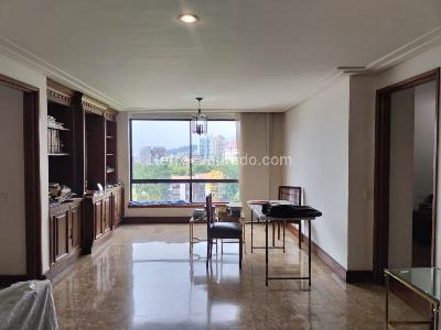 Apartamento de 3 alcobas en venta en El Poblado, Medellín, 220 m² · foto 8 de 18
