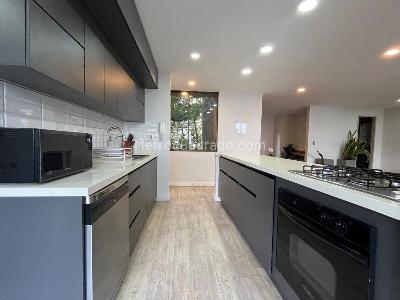 Apartamento de 2 alcobas en venta en El Poblado, Medellín, 122 m² · foto 10 de 20