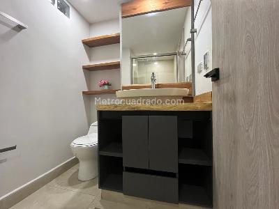 Apartamento de 2 alcobas en venta en El Poblado, Medellín, 122 m² · foto 18 de 20