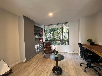 Apartamento de 2 alcobas en venta en El Poblado, Medellín, 122 m² · foto 19 de 20