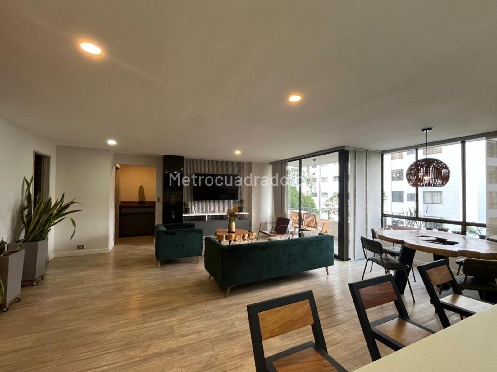Apartamento de 2 habitaciones en venta en El Poblado, Medellín — imagen 1 de 20