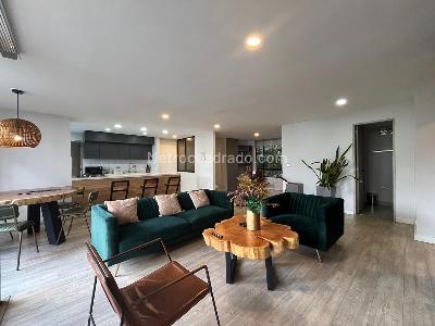 Apartamento de 2 alcobas en venta en El Poblado, Medellín, 122 m² · foto 4 de 20