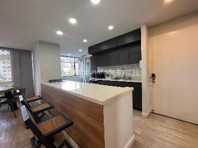 Apartamento de 2 alcobas en venta en El Poblado, Medellín, 122 m² · foto 7 de 20