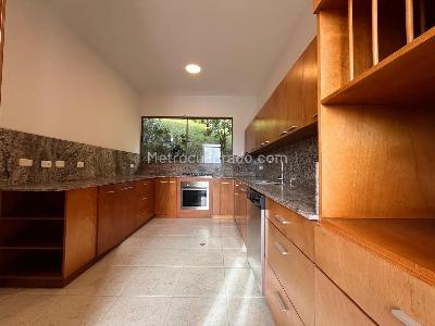 Casa de 3 alcobas en venta en Envigado, Envigado, 350 m² · foto 7 de 20