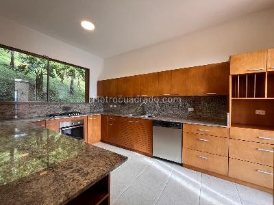 Casa de 3 alcobas en venta en Envigado, Envigado, 350 m² · foto 8 de 20