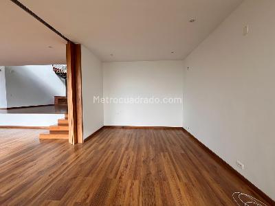 Casa de 3 alcobas en venta en Envigado, Envigado, 350 m² · foto 9 de 20