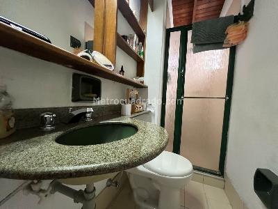 Casa de 4 alcobas en venta en Envigado, Envigado, 220 m² · foto 15 de 17