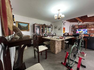 Casa de 4 alcobas en venta en Envigado, Envigado, 220 m² · foto 3 de 17