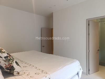 Casa de 4 alcobas en venta en El Poblado, Medellín, 400 m² · foto 10 de 20