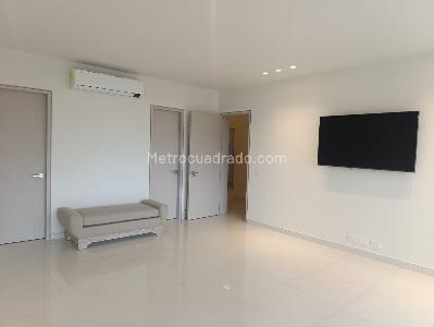 Casa de 4 alcobas en venta en El Poblado, Medellín, 400 m² · foto 17 de 20