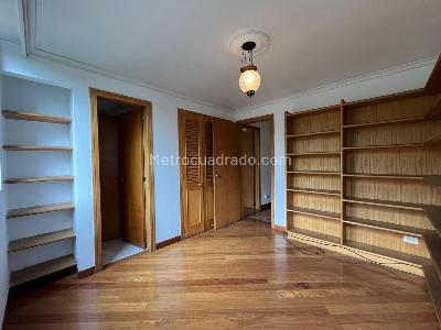 Apartamento de 4 alcobas en venta en El Poblado, Medellín, 204 m² · foto 10 de 19