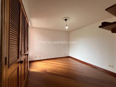 Apartamento de 4 alcobas en venta en El Poblado, Medellín, 204 m² · foto 12 de 19