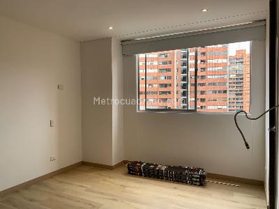 Apartamento de 2 alcobas en arriendo en La Florida, Medellín, 105 m² · foto 4 de 8