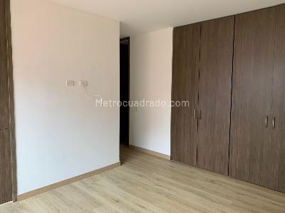 Apartamento de 2 alcobas en arriendo en La Florida, Medellín, 105 m² · foto 5 de 8